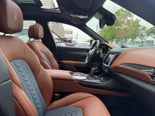 Maserati Levante - Afbeelding 8 van 30