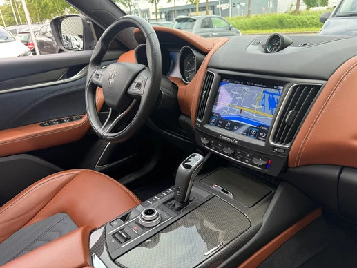 Maserati Levante - Afbeelding 13 van 30