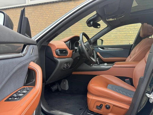 Maserati Levante - Afbeelding 17 van 30