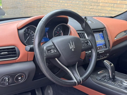 Maserati Levante - Afbeelding 18 van 30