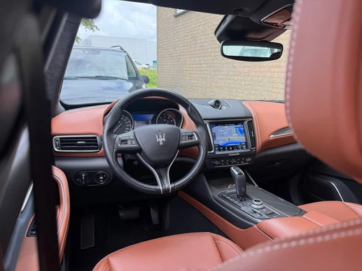 Maserati Levante - Afbeelding 28 van 30