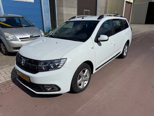 Dacia Logan - Afbeelding 1 van 30