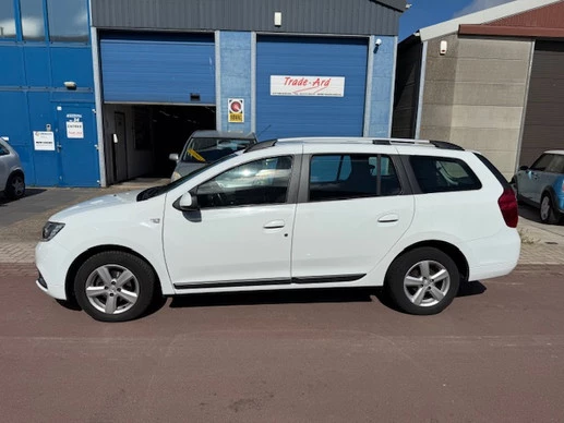 Dacia Logan - Afbeelding 2 van 30