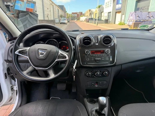 Dacia Logan - Afbeelding 12 van 30