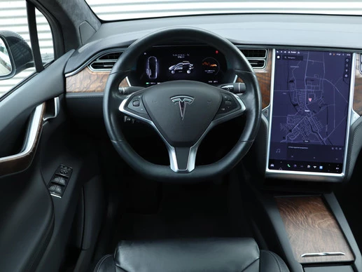 Tesla Model X - Afbeelding 16 van 24