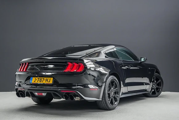 Ford Mustang - Afbeelding 2 van 26