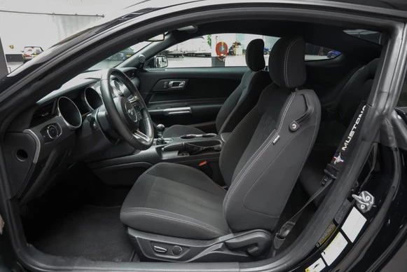 Ford Mustang - Afbeelding 5 van 26