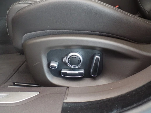 Jaguar XF - Afbeelding 24 van 30