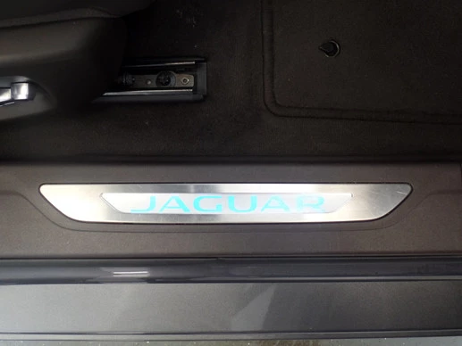Jaguar XF - Afbeelding 25 van 30