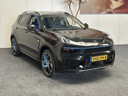 Lynk & Co 01 - Afbeelding 1 van 30