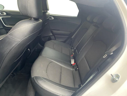 Kia XCeed - Afbeelding 10 van 30