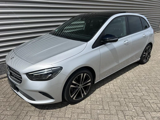 Mercedes-Benz B-Klasse - Afbeelding 1 van 21