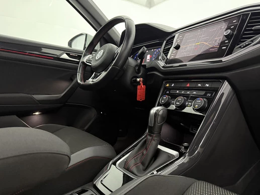 Volkswagen T-Roc - Afbeelding 14 van 30