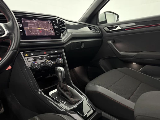 Volkswagen T-Roc - Afbeelding 15 van 30