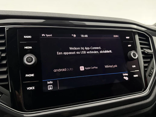 Volkswagen T-Roc - Afbeelding 17 van 30