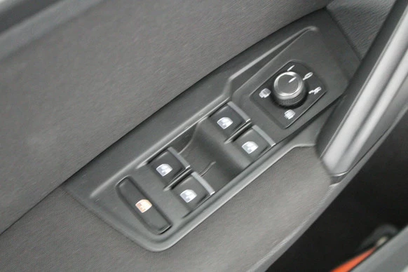Volkswagen Tiguan - Afbeelding 14 van 30
