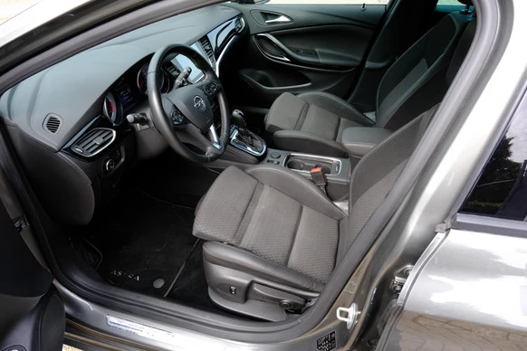 Opel Astra - Afbeelding 2 van 30