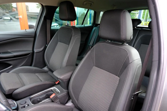 Opel Astra - Afbeelding 25 van 30