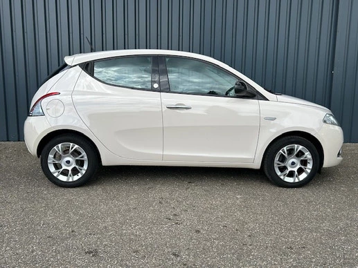 Lancia Ypsilon - Afbeelding 6 van 28