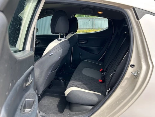Lancia Ypsilon - Afbeelding 14 van 28