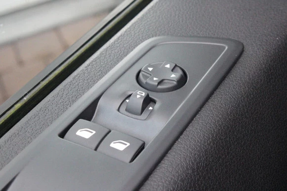 Peugeot e-Expert - Afbeelding 15 van 30