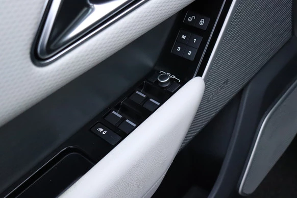 Land Rover Range Rover Velar - Afbeelding 27 van 30