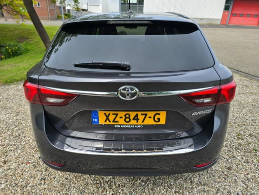 Toyota Avensis - Afbeelding 9 van 24