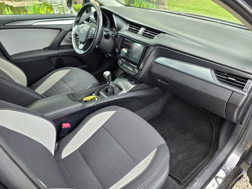 Toyota Avensis - Afbeelding 12 van 24