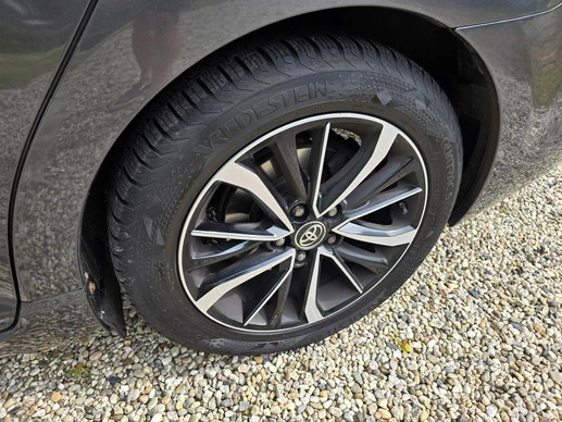 Toyota Avensis - Afbeelding 18 van 24