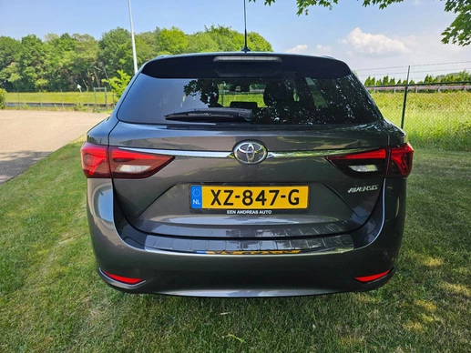 Toyota Avensis - Afbeelding 14 van 30