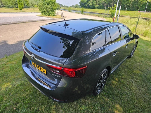 Toyota Avensis - Afbeelding 15 van 30