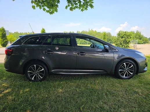 Toyota Avensis - Afbeelding 22 van 30
