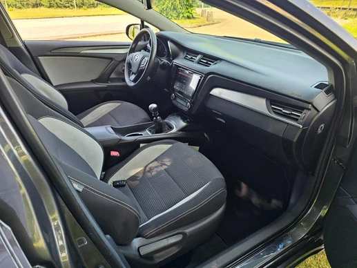 Toyota Avensis - Afbeelding 23 van 30