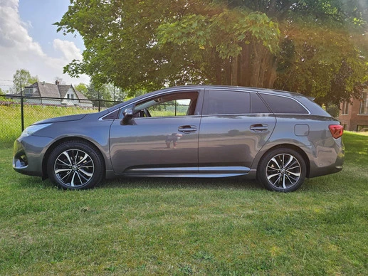 Toyota Avensis - Afbeelding 24 van 30