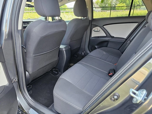 Toyota Avensis - Afbeelding 29 van 30