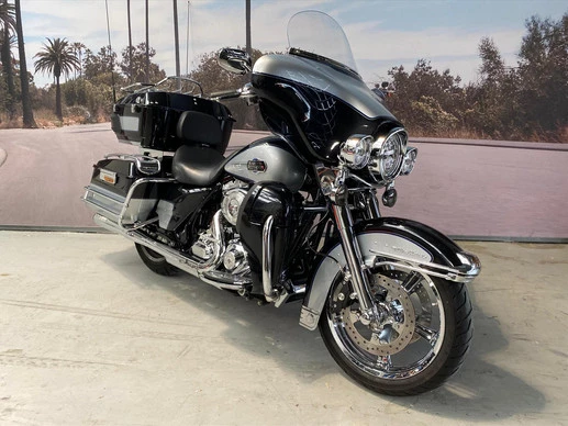 Harley-Davidson Electra Glide - Afbeelding 3 van 13