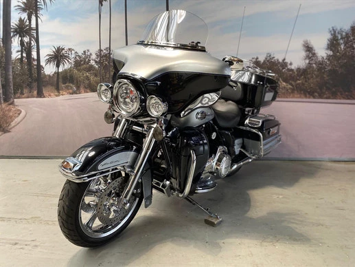 Harley-Davidson Electra Glide - Afbeelding 4 van 13