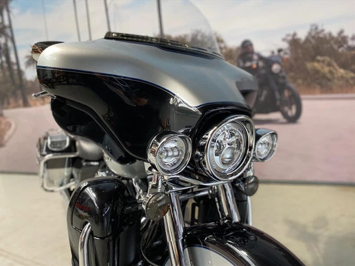 Harley-Davidson Electra Glide - Afbeelding 7 van 13