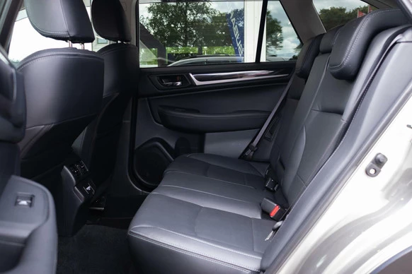 Subaru Outback - Afbeelding 12 van 30