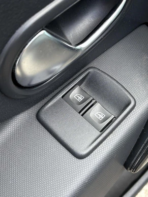 Dacia Logan - Afbeelding 13 van 26