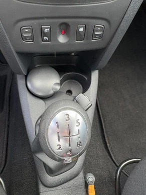 Dacia Logan - Afbeelding 19 van 26