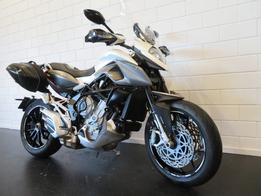 MV Agusta Stradale - Afbeelding 8 van 14