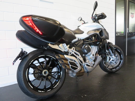 MV Agusta Stradale - Afbeelding 11 van 14