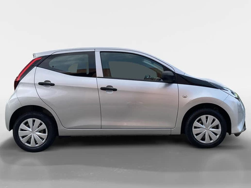 Toyota Aygo - Afbeelding 2 van 18