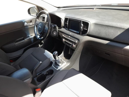 Kia Sportage - Afbeelding 10 van 30