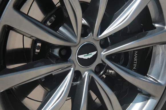 Aston Martin DB11 - Afbeelding 14 van 30