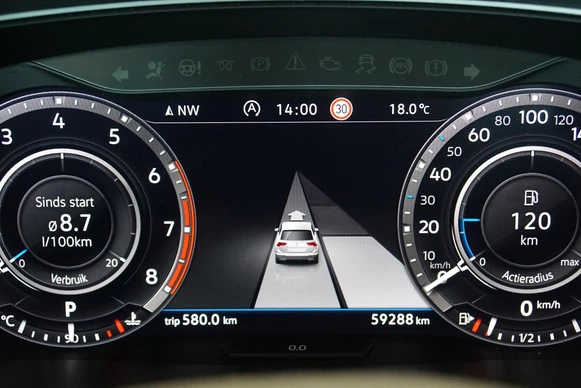 Volkswagen Tiguan - Afbeelding 12 van 30