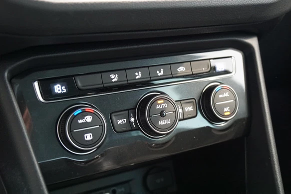 Volkswagen Tiguan - Afbeelding 15 van 30
