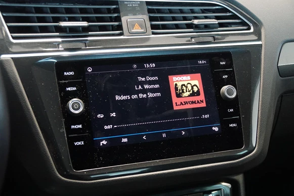 Volkswagen Tiguan - Afbeelding 18 van 30