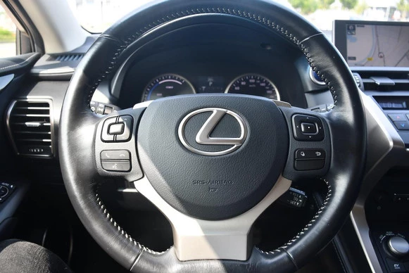 Lexus NX - Afbeelding 15 van 23